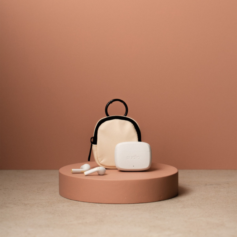 ワイヤレスイヤホンケース