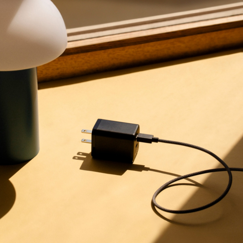 超高速 45W 充電器, 經典黑