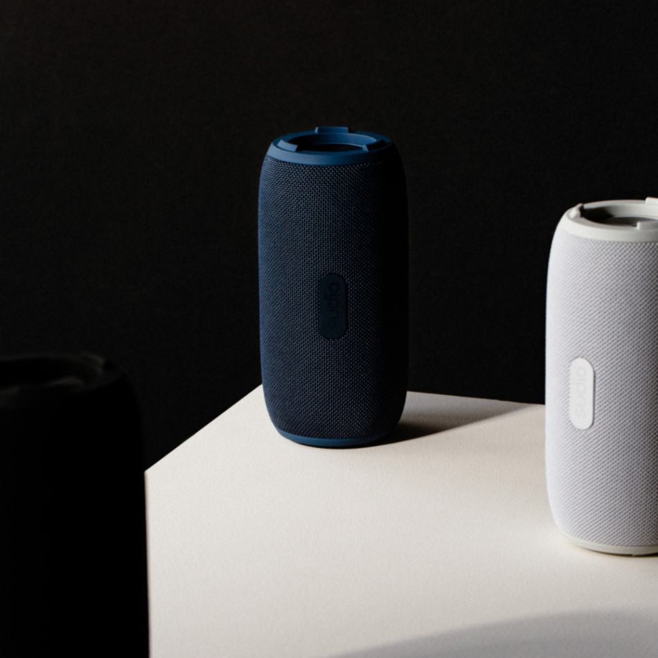 Sudio F5 Pro, 海軍藍