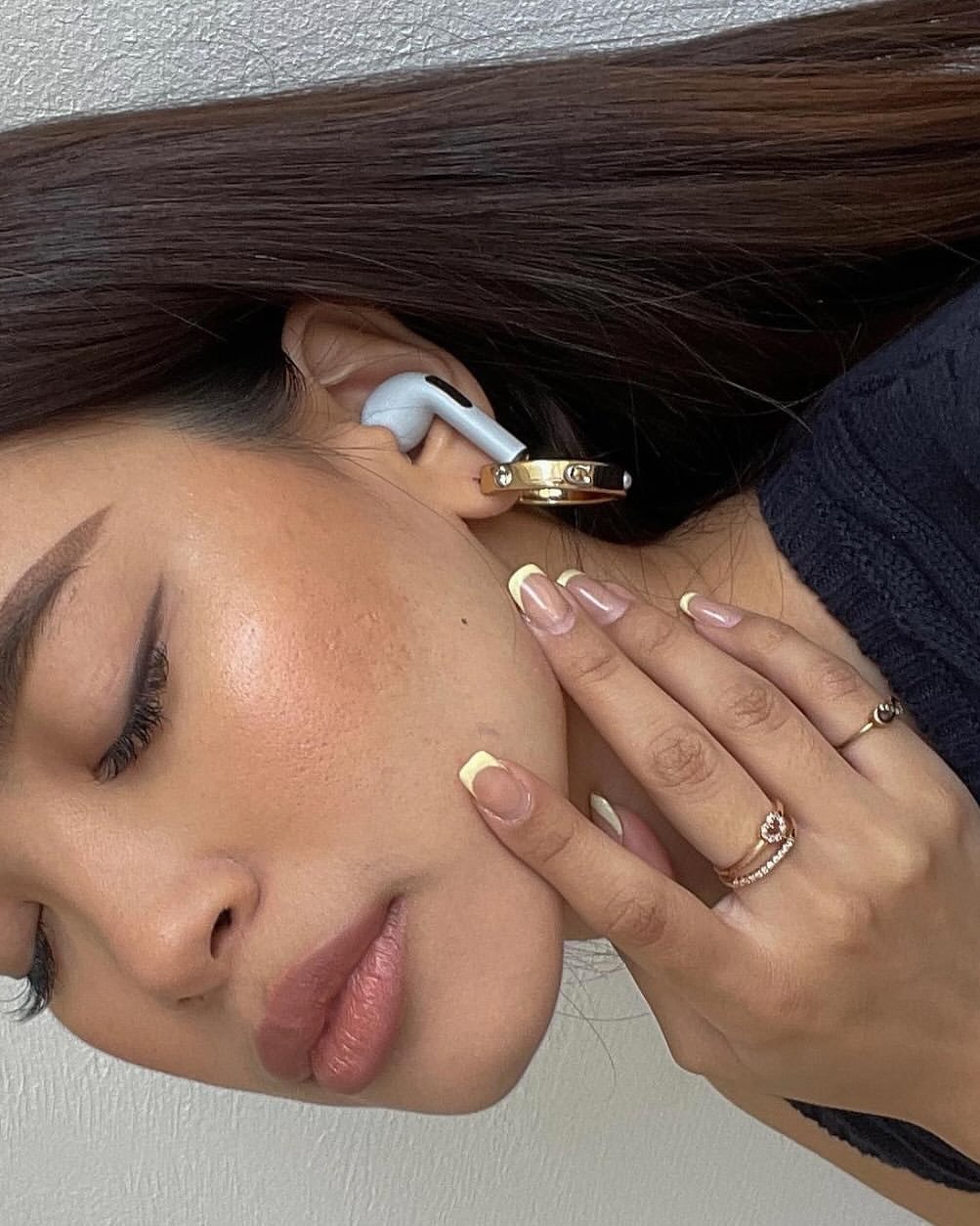 FINAL CALL | Shop up to 50% OFF when you buy 2 buds on sale. Head to sudio.com to shop now✨#sudio #shapingsound #finalsale #E3Black #E3White