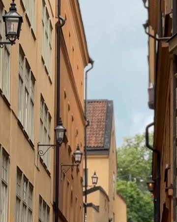 Sudio Stockholm Moments | Just a cloudy day and a peaceful walk with Sudio ????#sudio #shapingsound #stockholm #rainydays #stockholmmoments