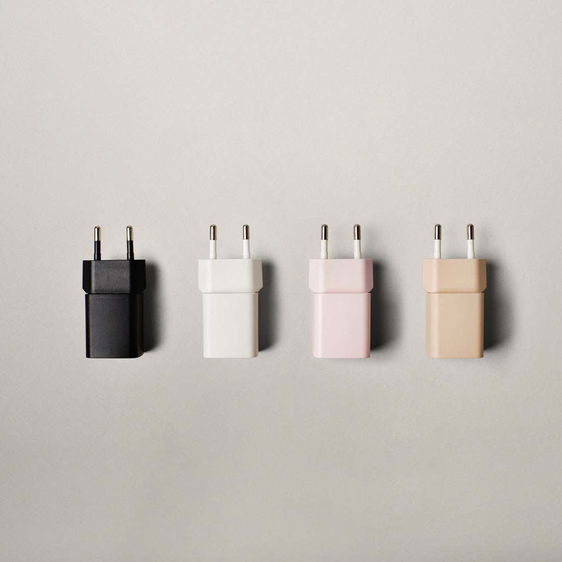 Sudio Chariging Plug All Colors